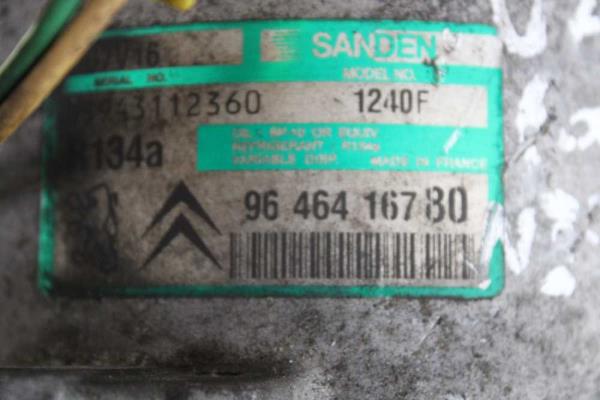 COMPRESSEUR CITROEN / PEUGEOT - Vue 3